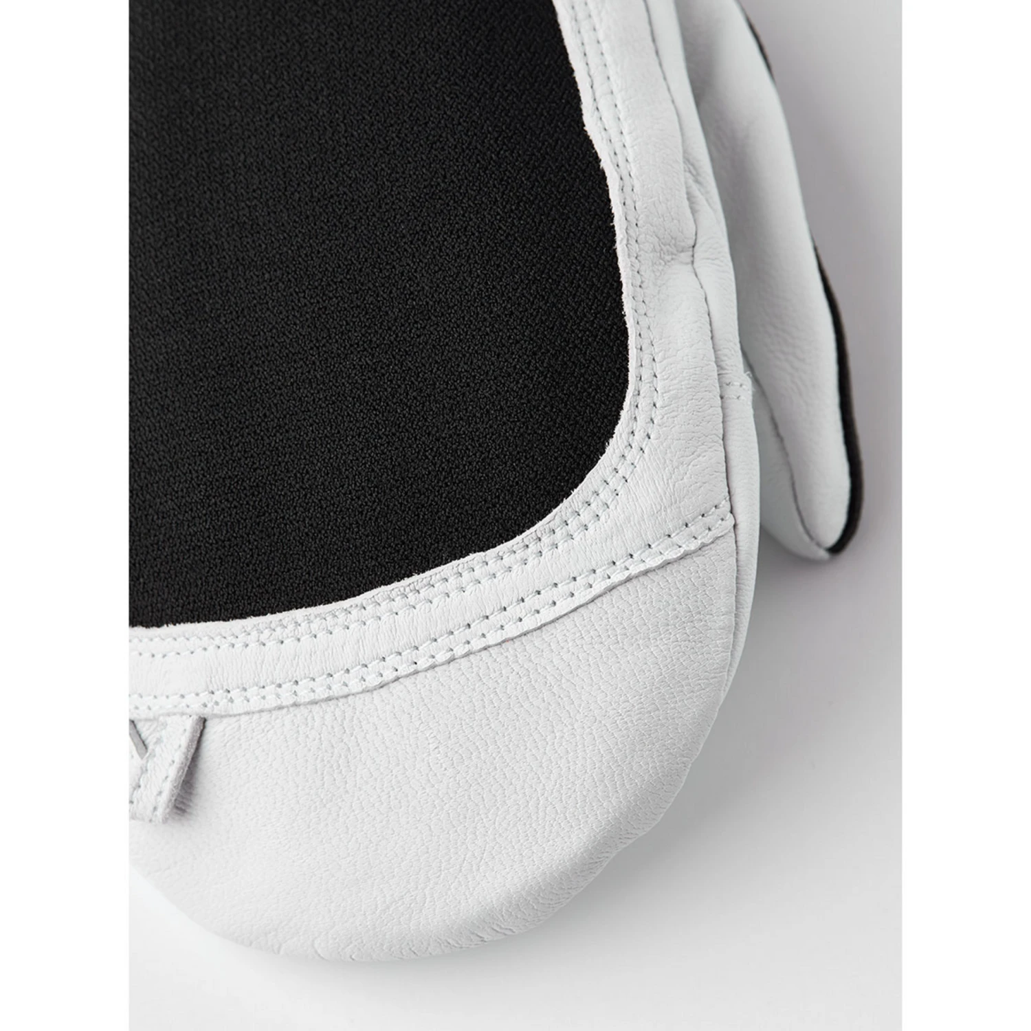 Hestra Army Leather Patrol Mittens 3 Hestra Army Leather Patrol Mittens – Image 3