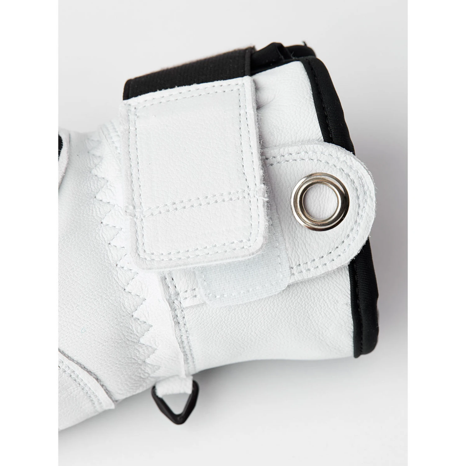 Hestra Army Leather Patrol Mittens 5 Hestra Army Leather Patrol Mittens – Image 5